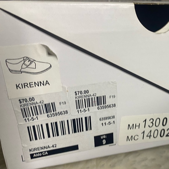 Aldo Loafers, Red Faux Crocodile size 9 - Picture 5 of 5